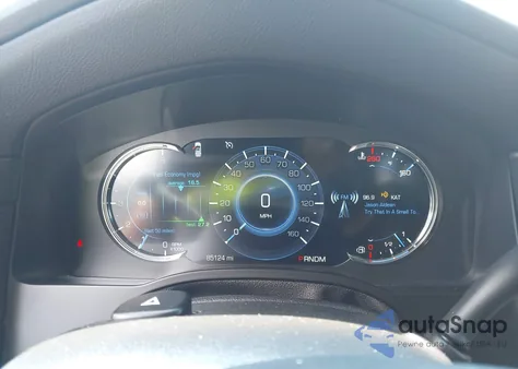 2016 Cadillac Escalade Luxury Collection z USA, uszkodzony, nr VIN 1GYS3BKJ4GR459937